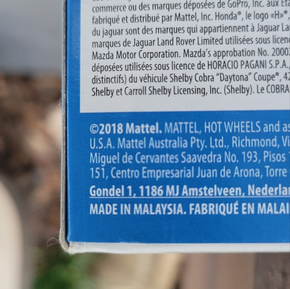 NIB Hotwheels 9  set of cars - Picture 7 of 7